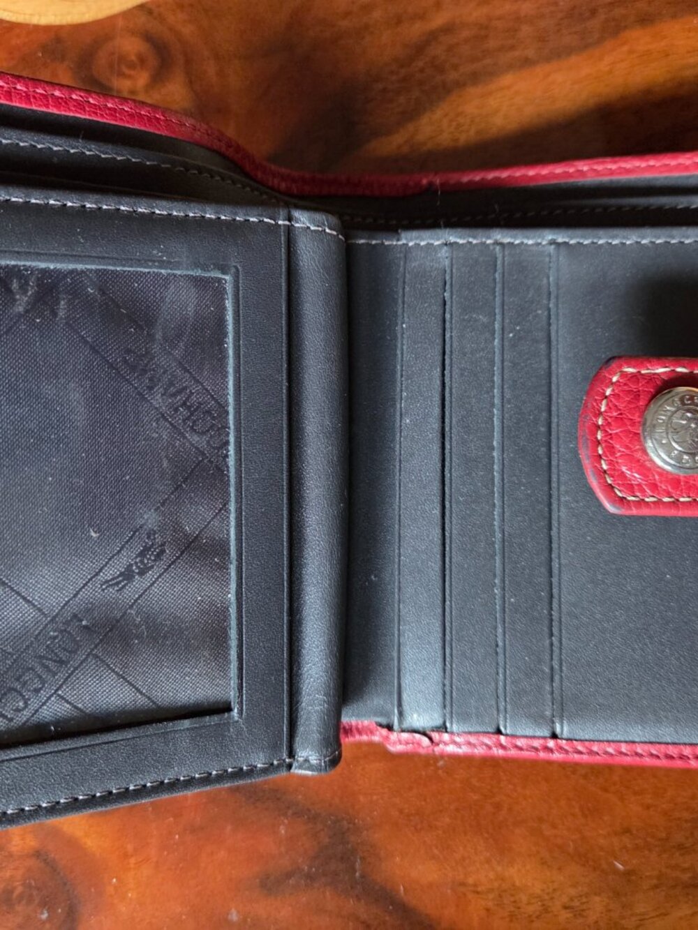 Beautiful Longchamp Le Foulonné red leather wallet - Picture 9 of 10